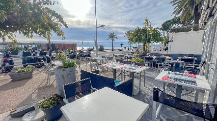 À vendre : restaurant en front de mer à Cagnes-sur-Mer, Côte d'Azur – Opportunité unique sur la Riviera 2