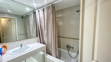Appartamento 2 stanze ristrutturato con terrazzo, vicino a Monaco – Opportunità rara a Moneghetti, Costa Azzurra 8
