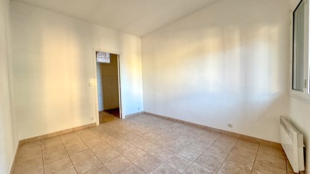 À Vendre : Appartement 2 Pièces à Rénover à Roquebrune-Cap-Martin – 35 m² 3