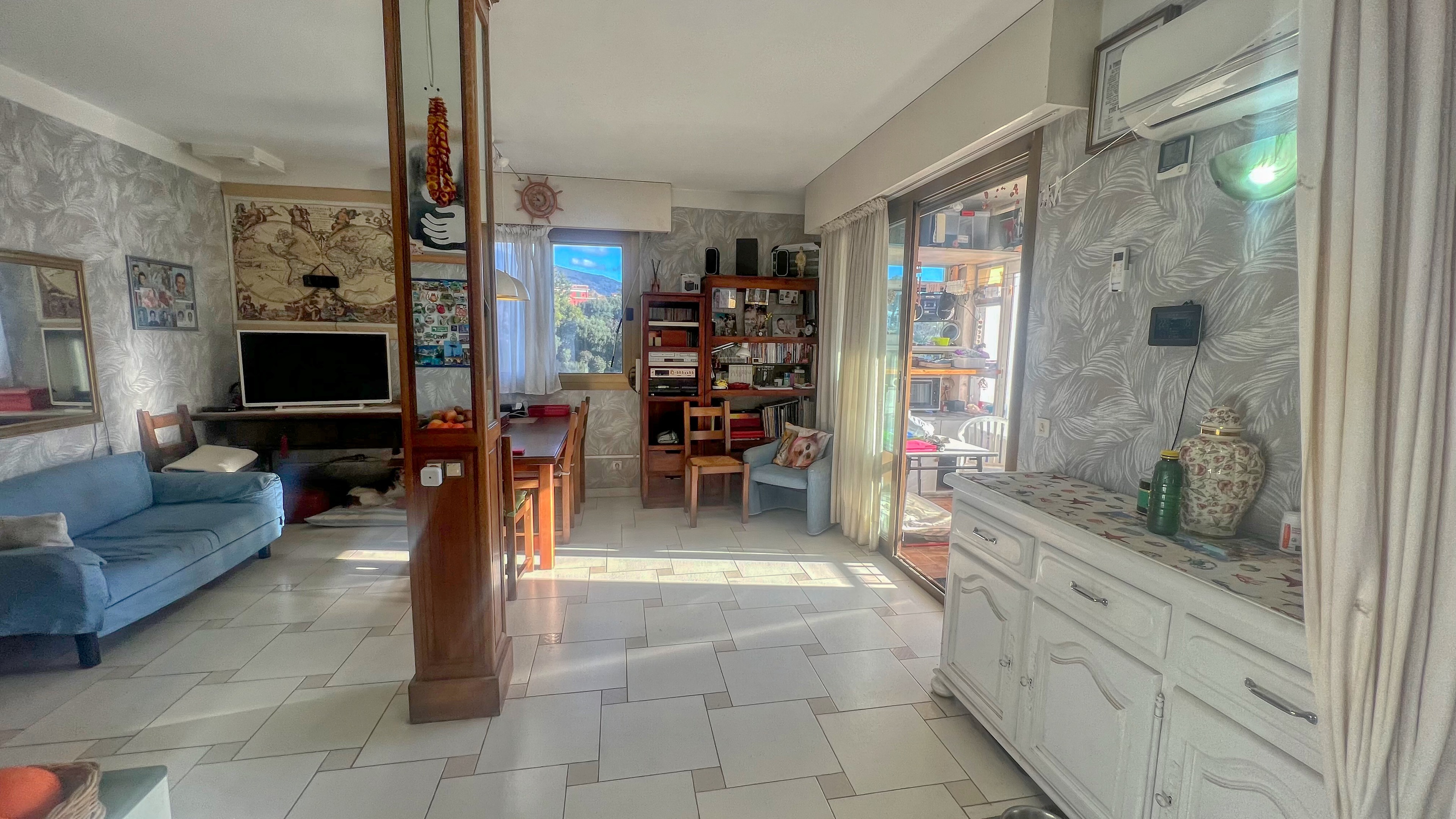 Appartement à rénover à Cap Martin – Une opportunité rare à personnaliser à votre goût 2
