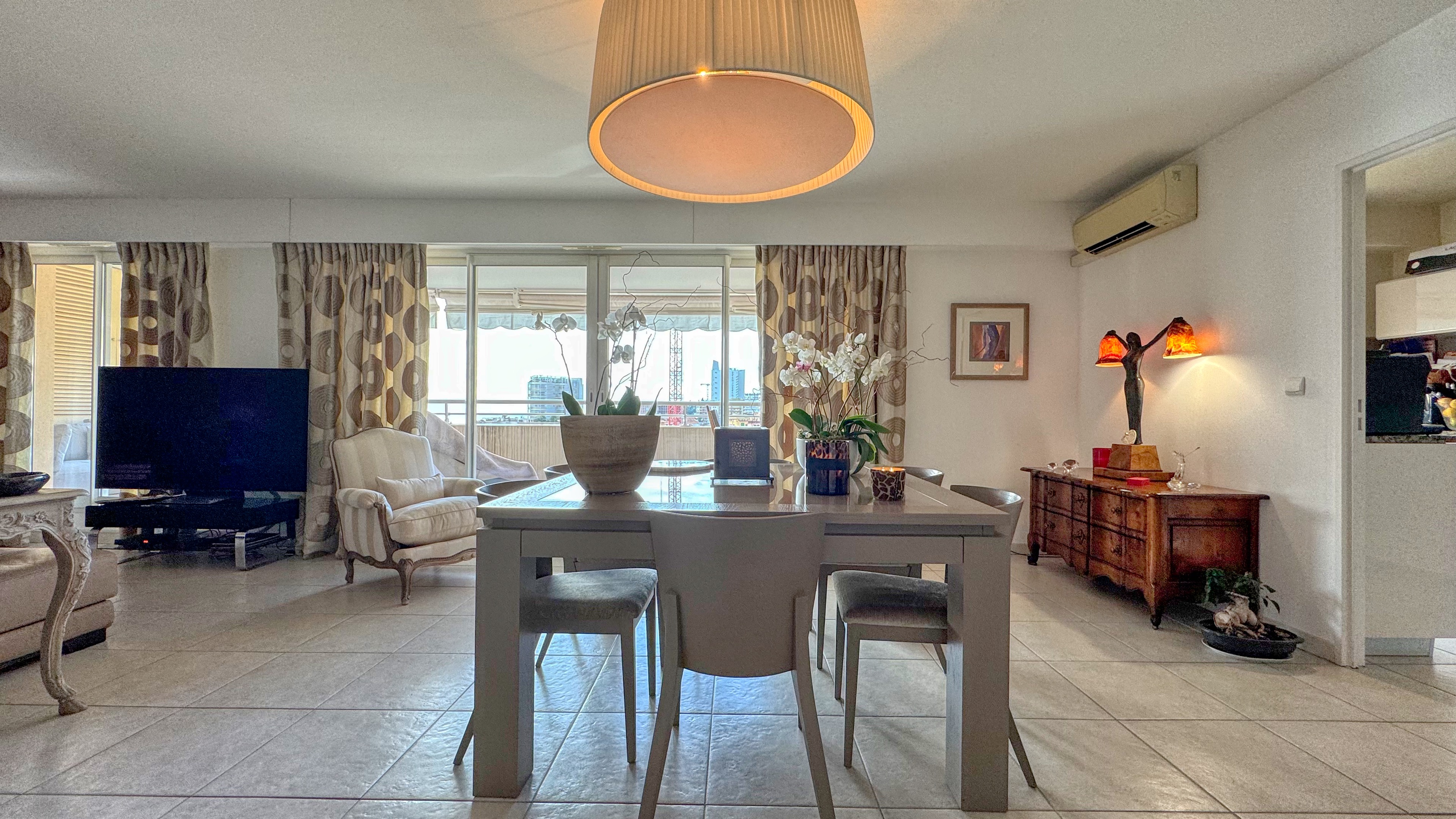 Appartamento di Lusso in Vendita a Beausoleil – Vista Mare e Vicinanza a Monaco 11