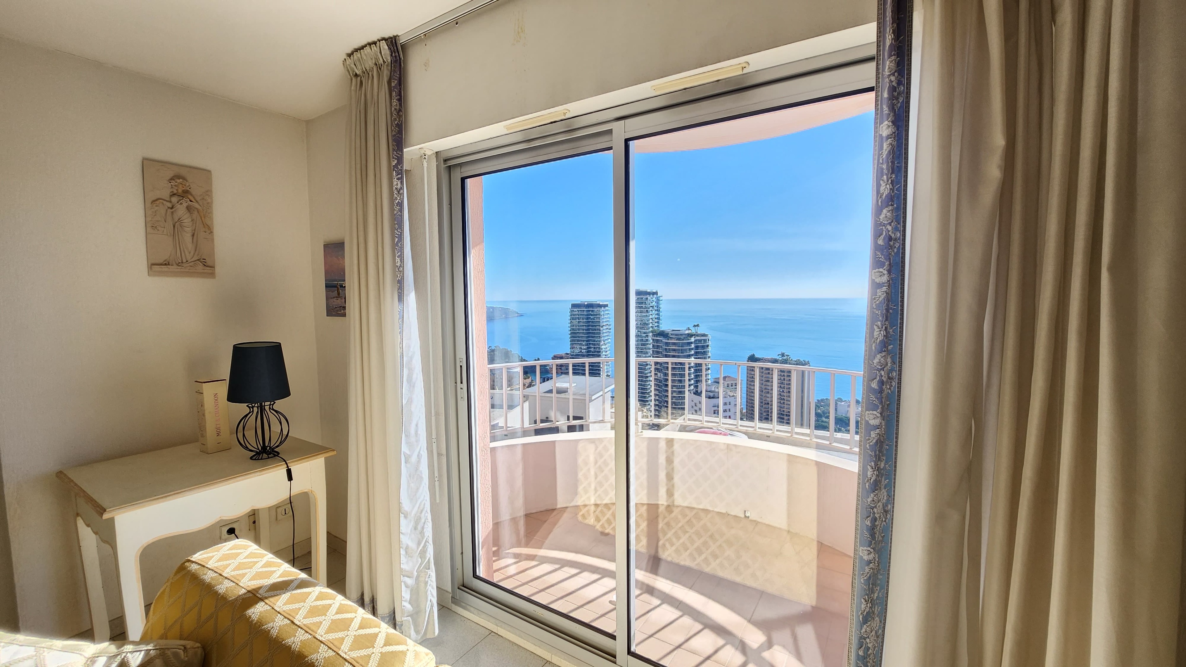 Vue Mer Époustouflante à Beausoleil – Appartement de Prestige aux Portes de Monaco ! 11