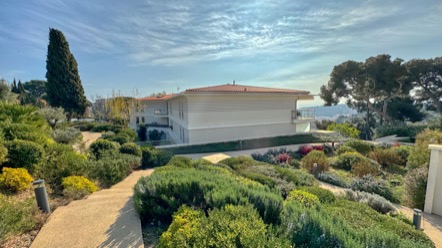 Appartement 2 pièces avec vue mer – Résidence avec parc et piscine 4
