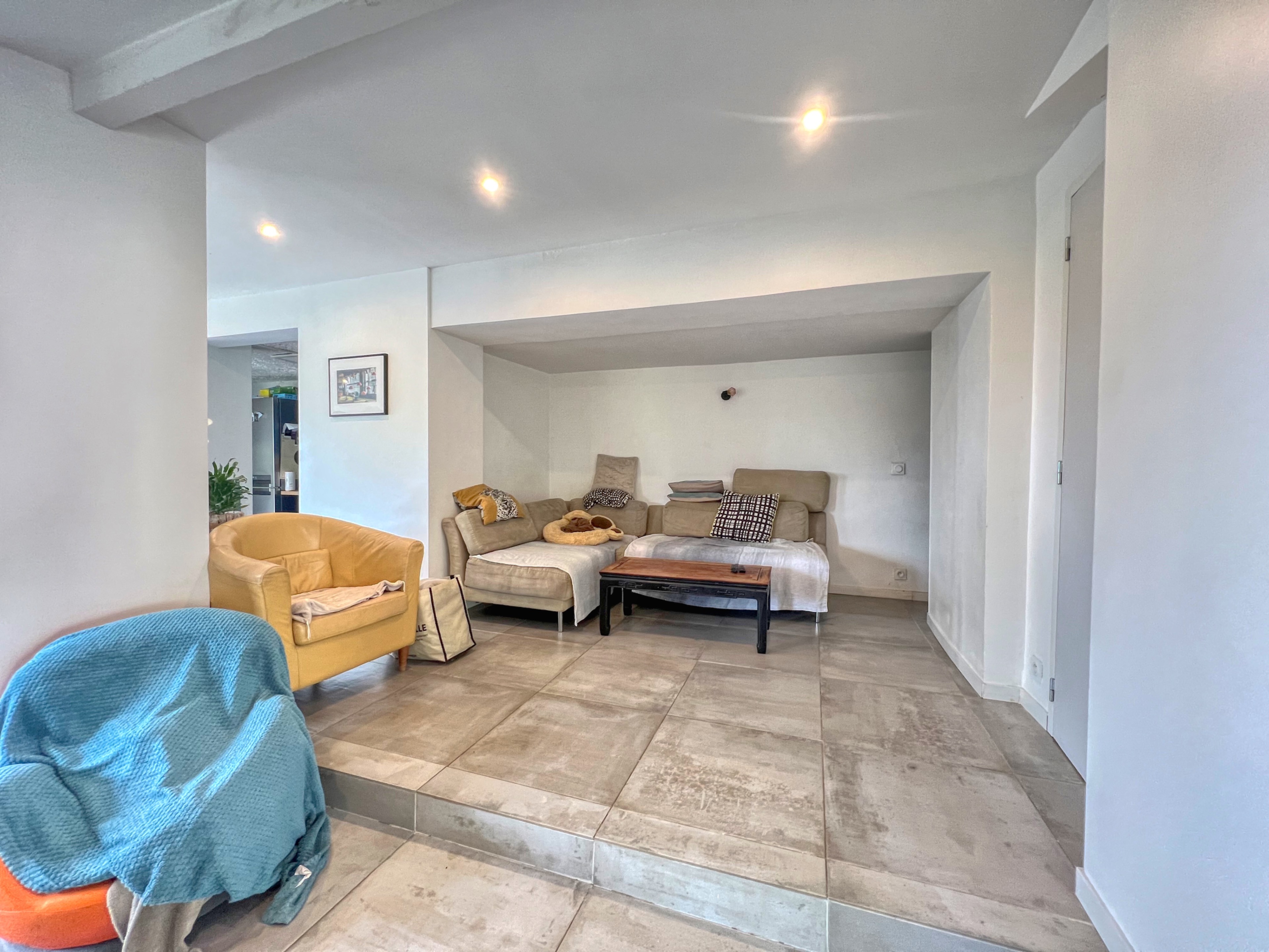 appartement en duplex avec une belle vue et un grand terrain dans une maison partagée 6
