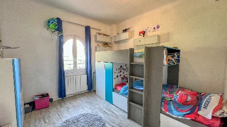 appartement en duplex avec une belle vue et un grand terrain dans une maison partagée 12