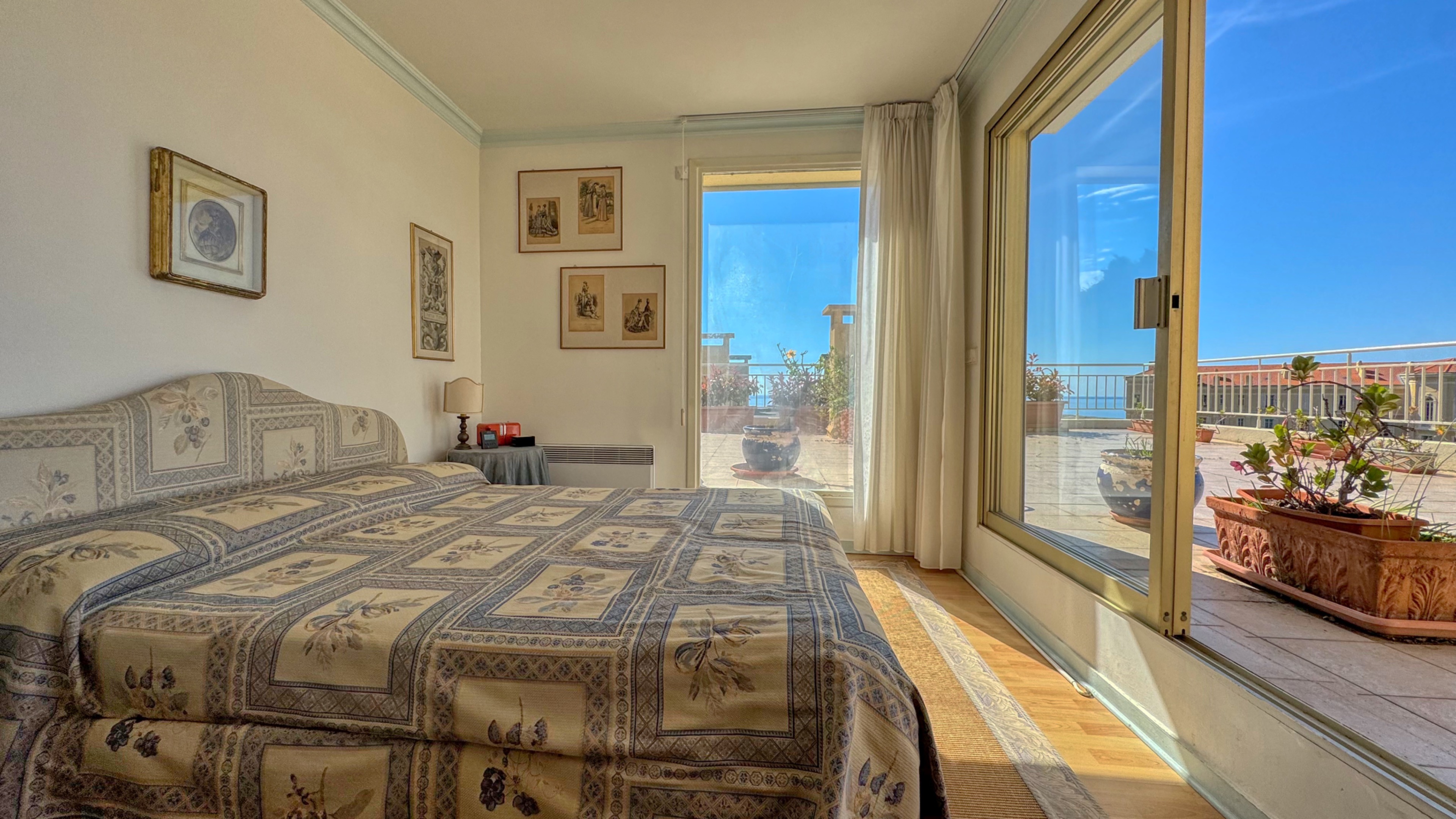 Cap d’Ail – La Mala – Attico con vista mare, terrazze da sogno e garage 23