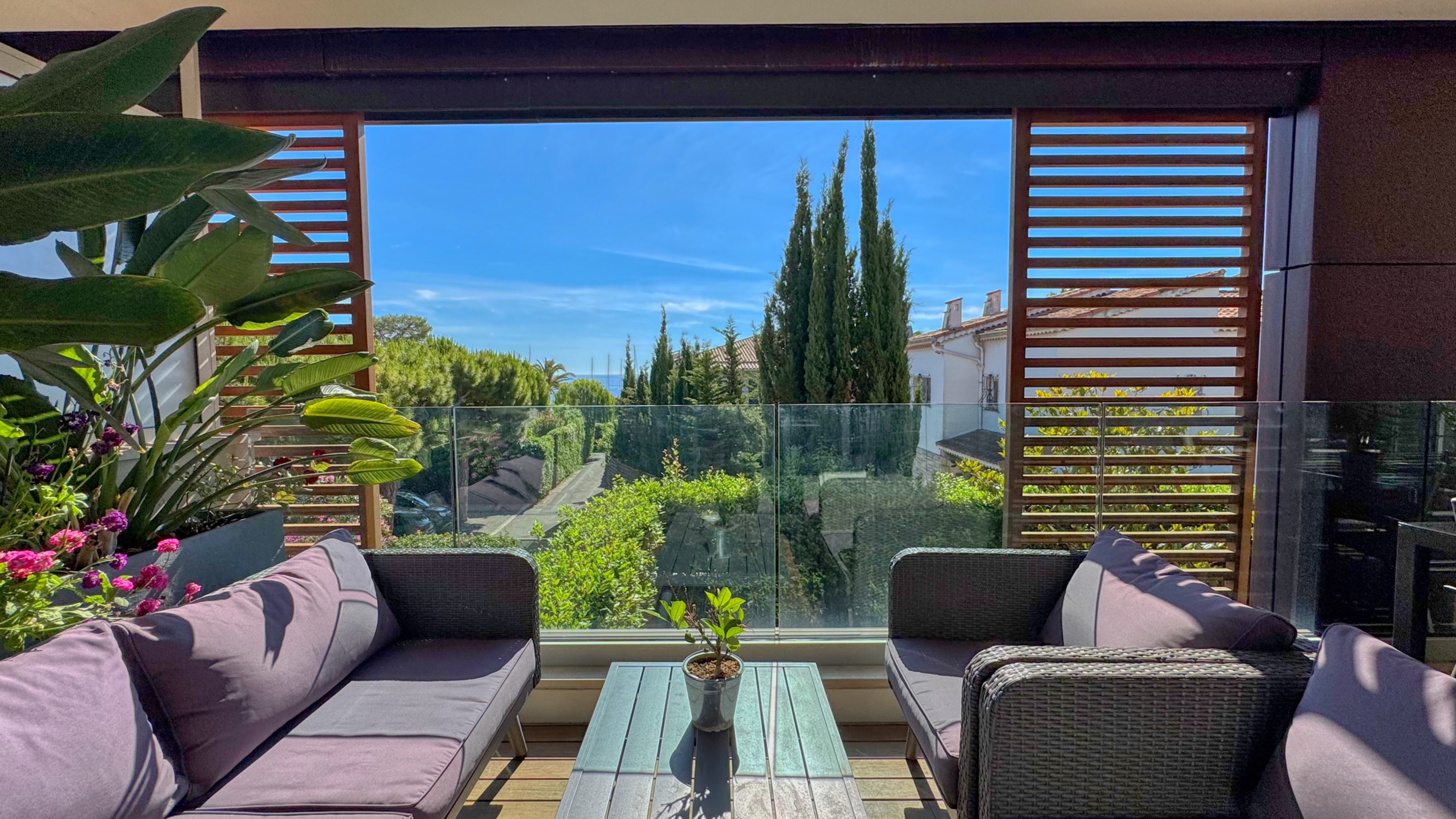 Appartamento di lusso in vendita a Saint-Jean-Cap-Ferrat – Terrazza, vista mare, residenza con piscina 2