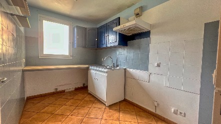 Appartement 3 pièces à vendre à Menton – Vue mer et montagne – 7e étage avec ascenseur et garage fermé 8