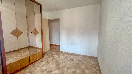 Appartement 3 pièces à vendre à Menton – Vue mer et montagne – 7e étage avec ascenseur et garage fermé 11