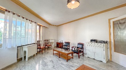 Appartement lumineux à rénover au cœur de Menton, à 2 min de la gare 4