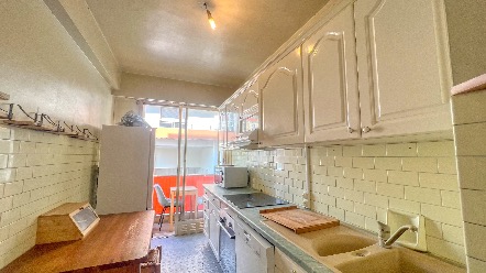 Appartement lumineux à rénover au cœur de Menton, à 2 min de la gare 6