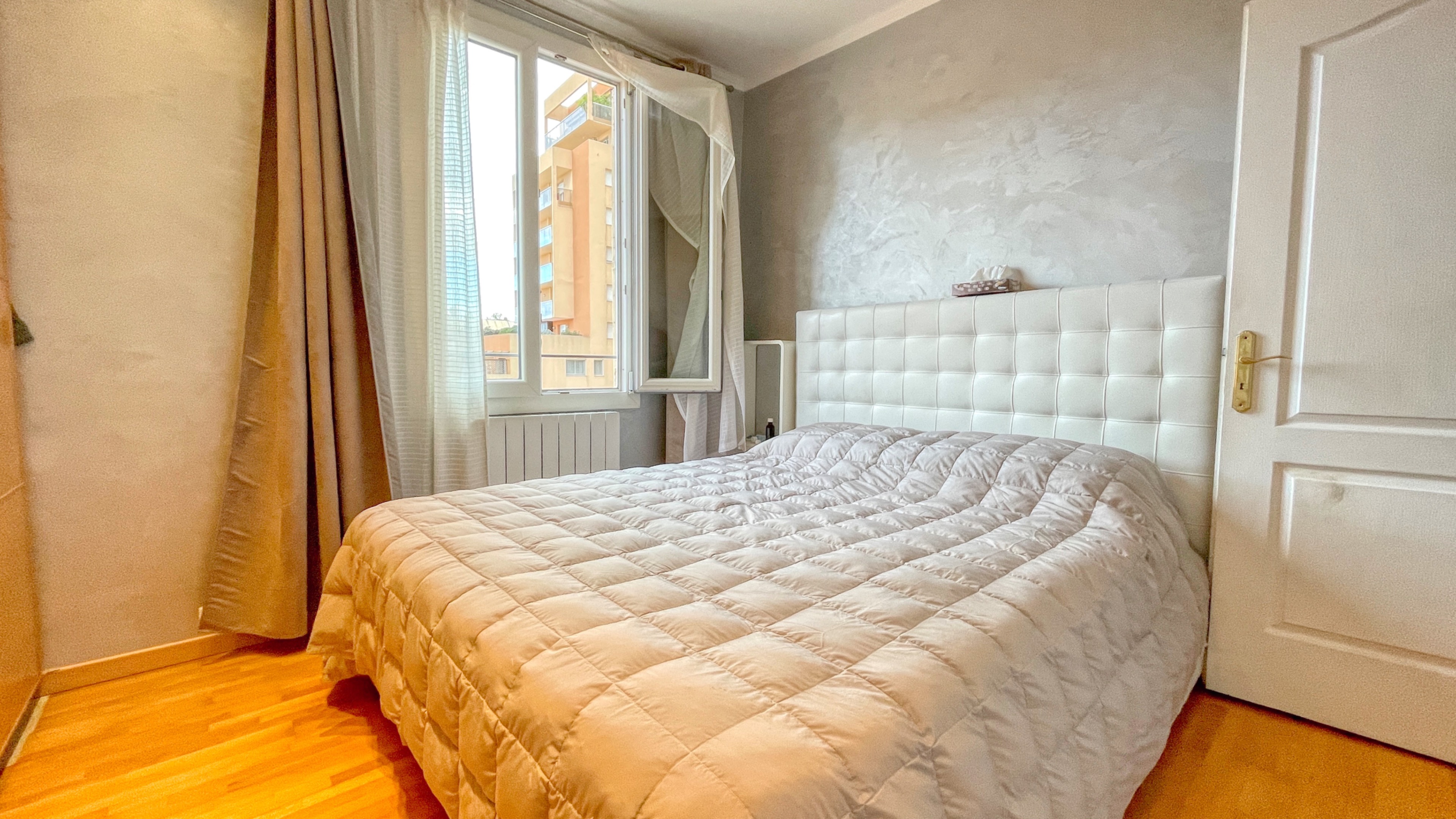 Продаётся: 3-комнатная квартира в Бозолей (Beausoleil) — 43 м², всего в 1 минуте от Монако, идеально для жизни или аренды 6