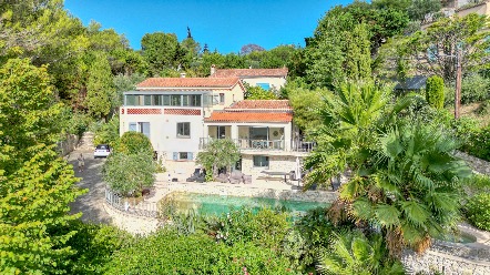 Villa à vendre à Èze  3
