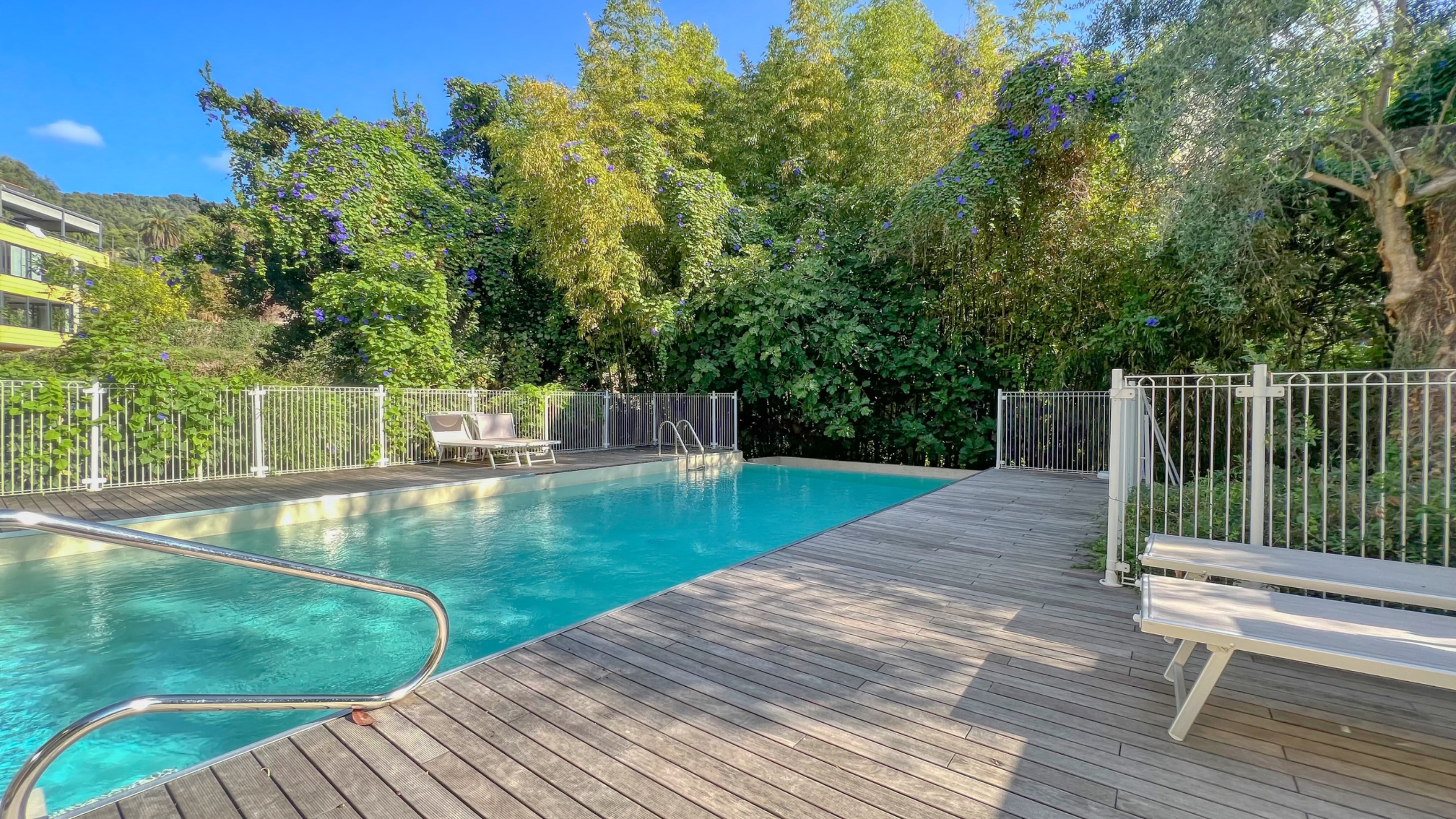 Menton Garavan – Appartement rénové 3 pièces avec terrasses, piscine, parc, parking et cave à vendre 3