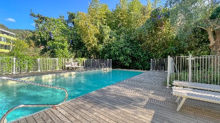 Menton Garavan – Appartement rénové 3 pièces avec terrasses, piscine, parc, parking et cave à vendre 3