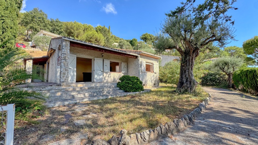Proprietà con vista mare e due ville da ristrutturare – Roquebrune Cap Martin