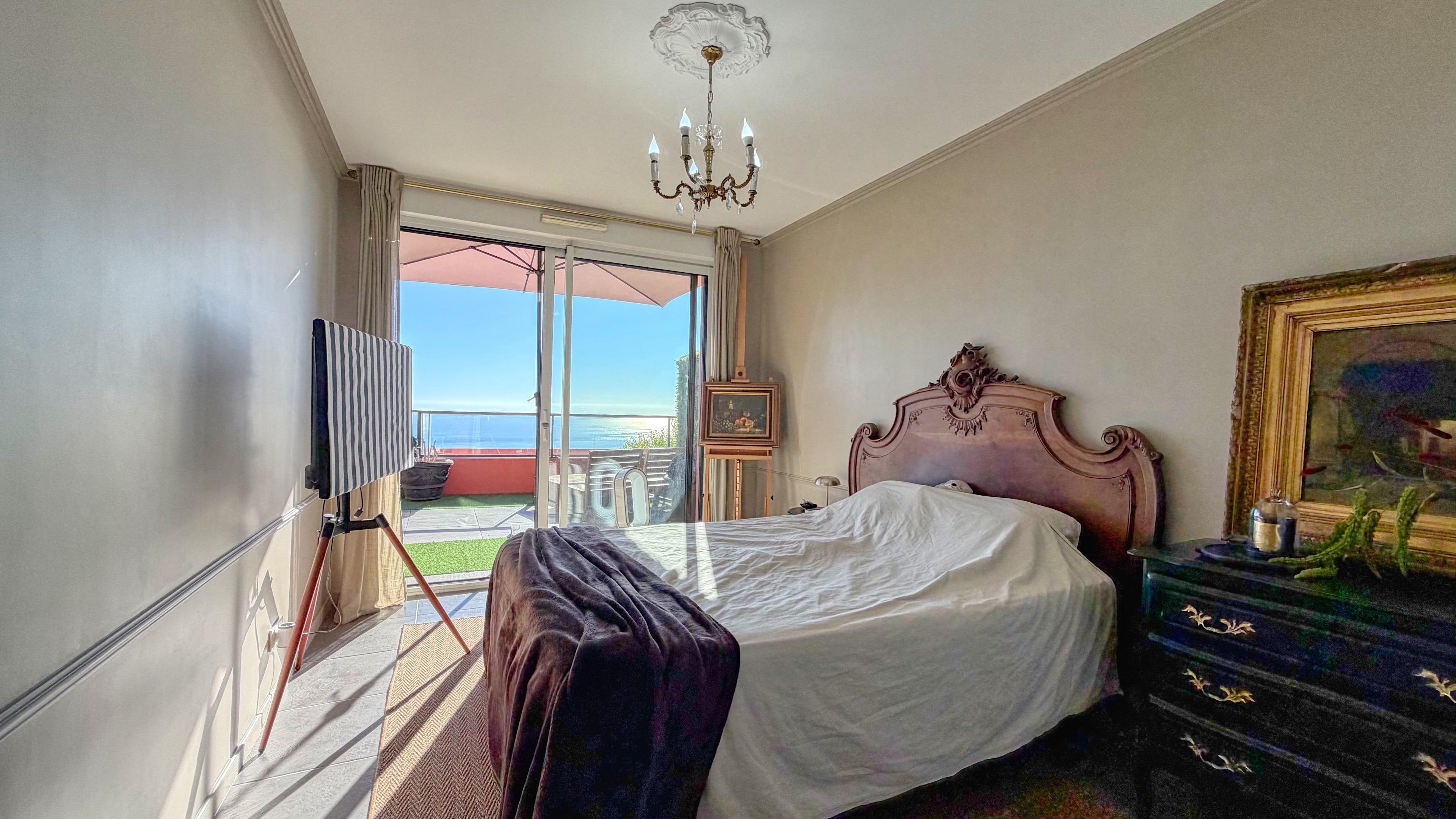Elegance, Sea View and Monaco Proximity: The Essence of Riviera Living 13
