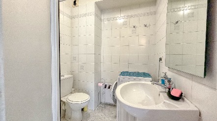 Menton – Grazioso monolocale con terrazzo e ascensore 11