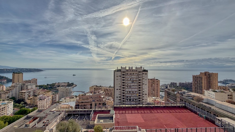 Beausoleil – Attico trilocale con terrazza e vista spettacolare su Monaco e sul mare