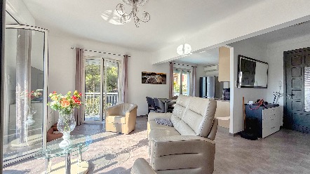 La Turbie – Vista mare, piscina e 4 appartamenti in un’unica proprietà 28