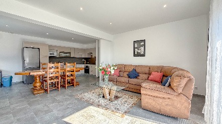 La Turbie – Vista mare, piscina e 4 appartamenti in un’unica proprietà 15