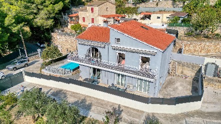La Turbie – Vista mare, piscina e 4 appartamenti in un’unica proprietà 6