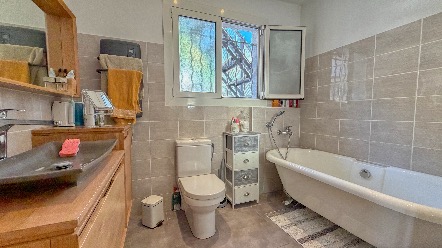 La Turbie – Vista mare, piscina e 4 appartamenti in un’unica proprietà 33