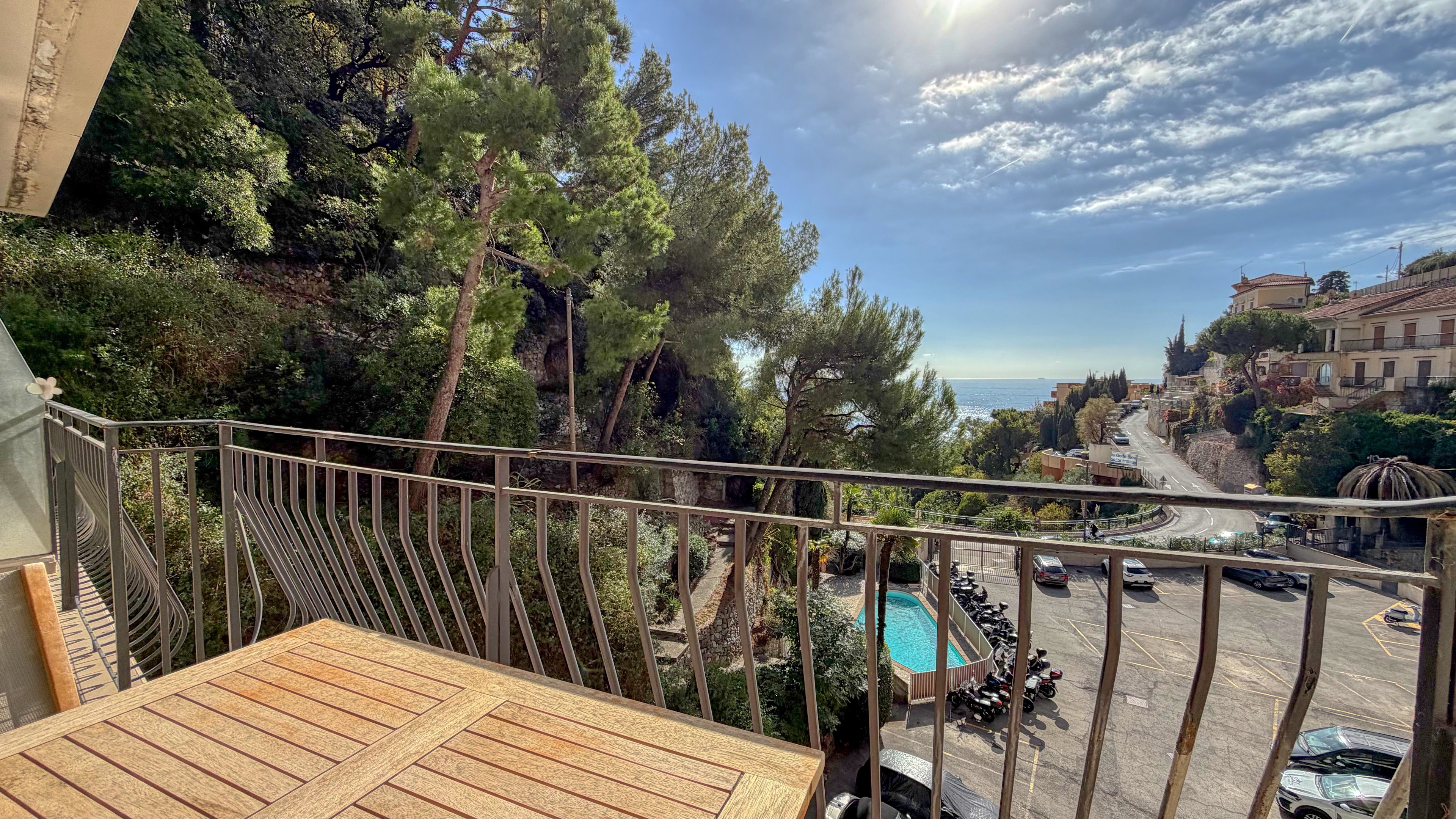 Spacious Sea View 2-Bedroom Apartment Near Monaco with Terrace, Balcony, Parking and Cellar 7