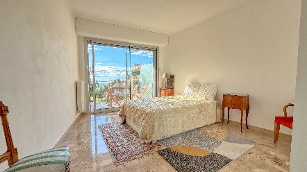 Spacious Sea View 2-Bedroom Apartment Near Monaco with Terrace, Balcony 14