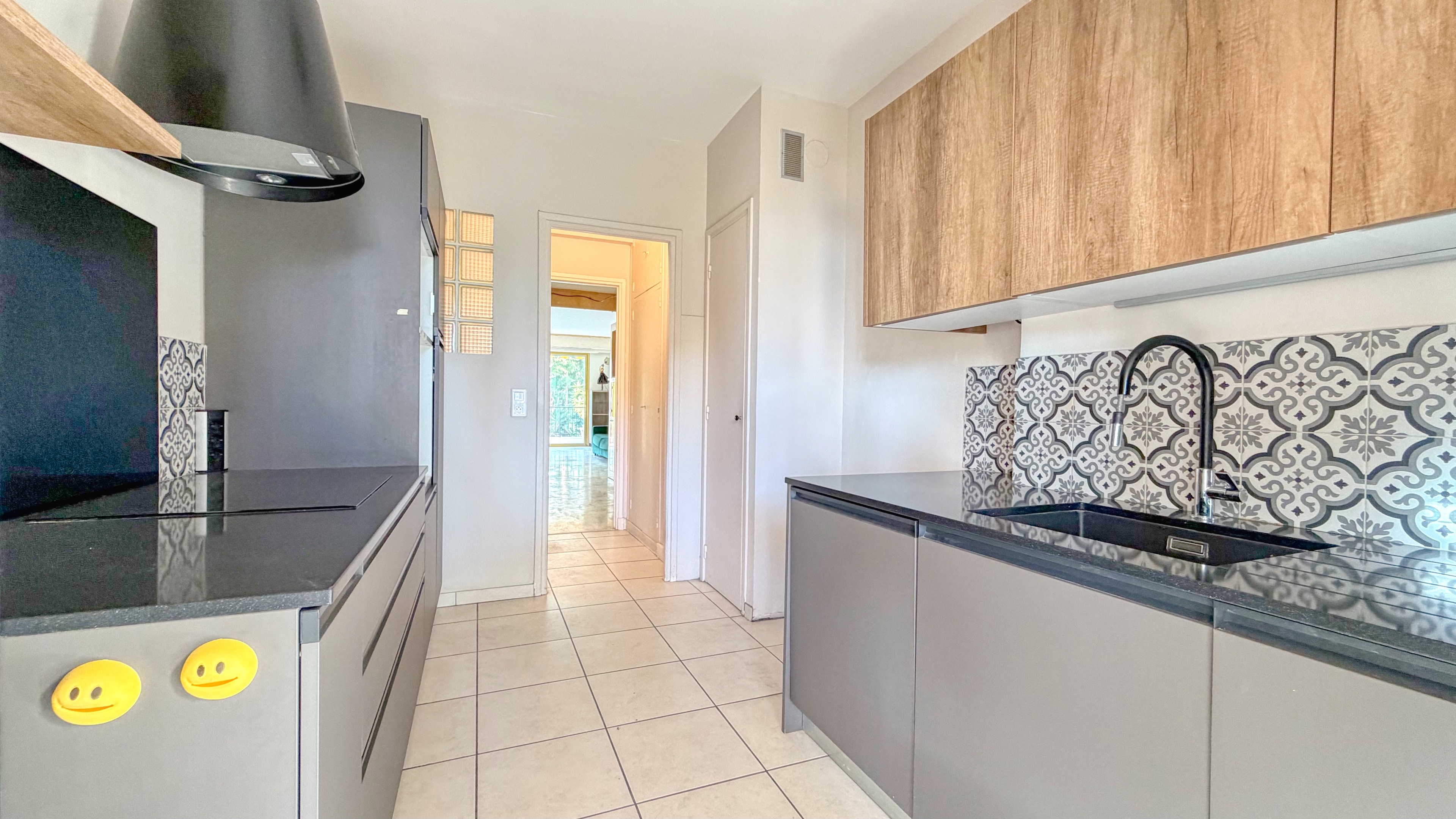 Кап-д’Ай – Просторная квартира под полную реновацию в престижной резиденции с бассейном 15