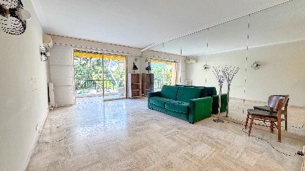 Кап-д’Ай – Просторная квартира под полную реновацию в престижной резиденции с бассейном 9