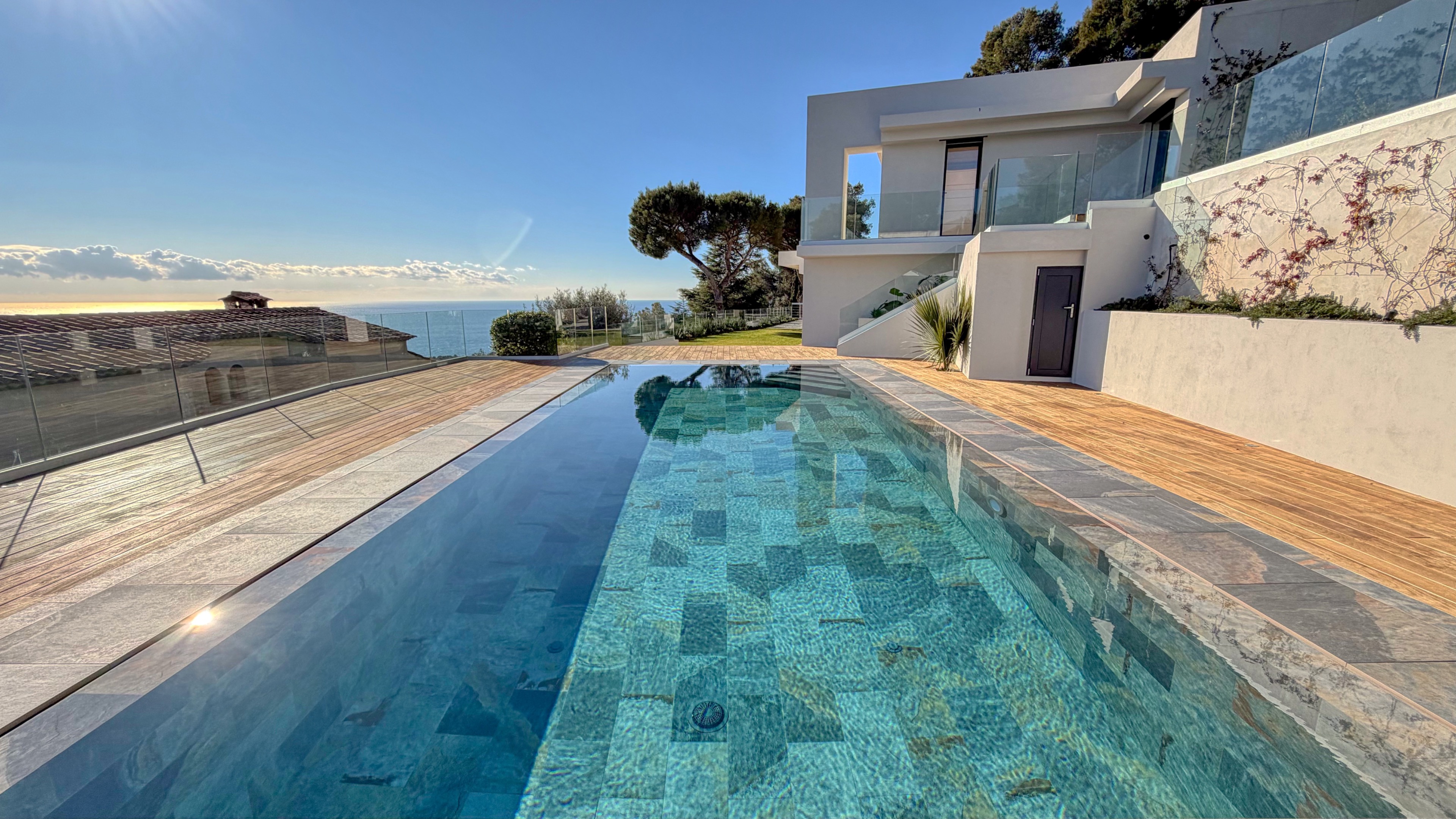 Villa contemporaine neuve avec vue mer panoramique, piscine et domaine privé – Roquebrune-Cap-Martin, à deux pas de Monaco 42
