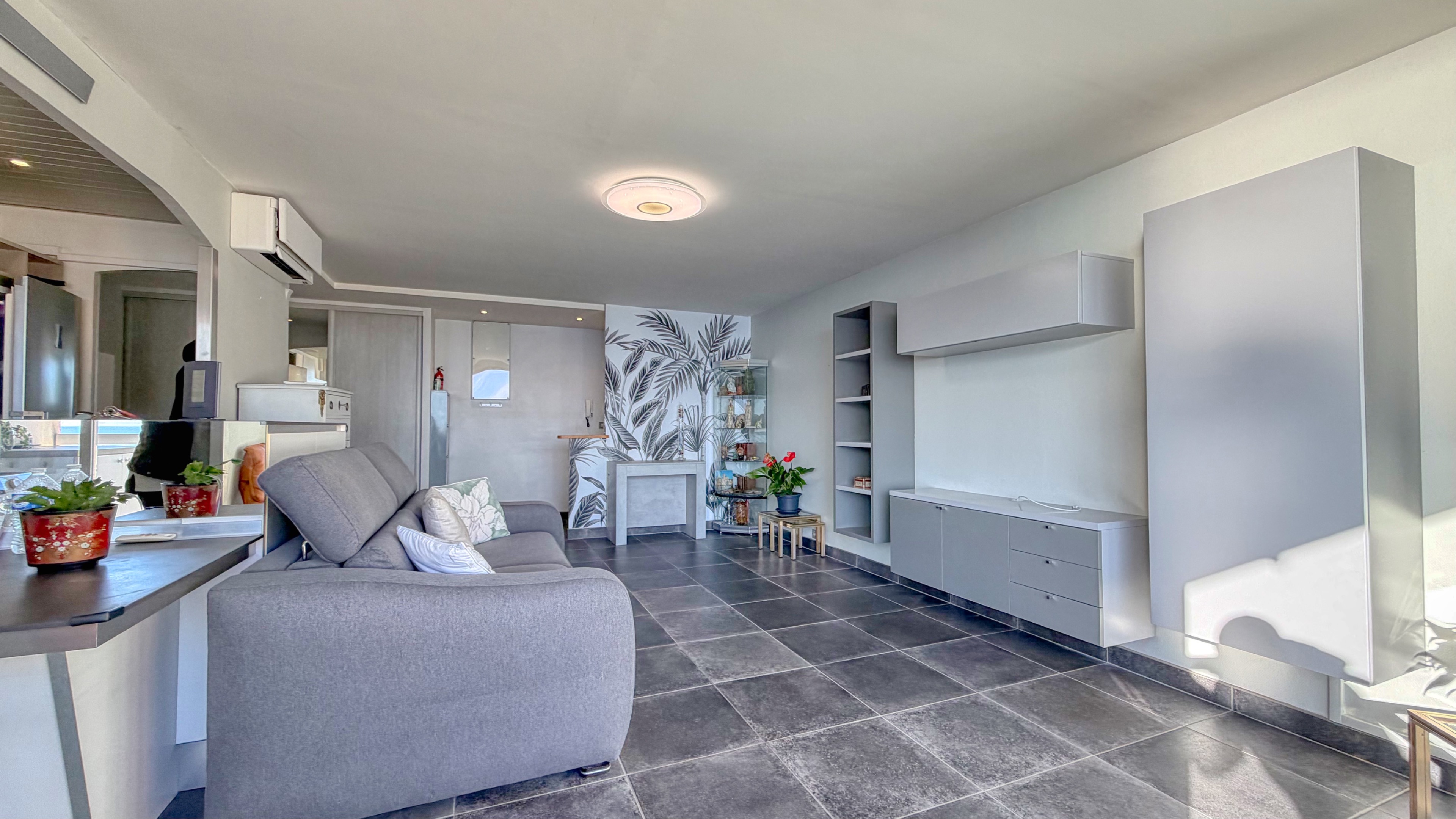 Beausoleil – Bel appartement 2 pièces avec vue mer et garage 5