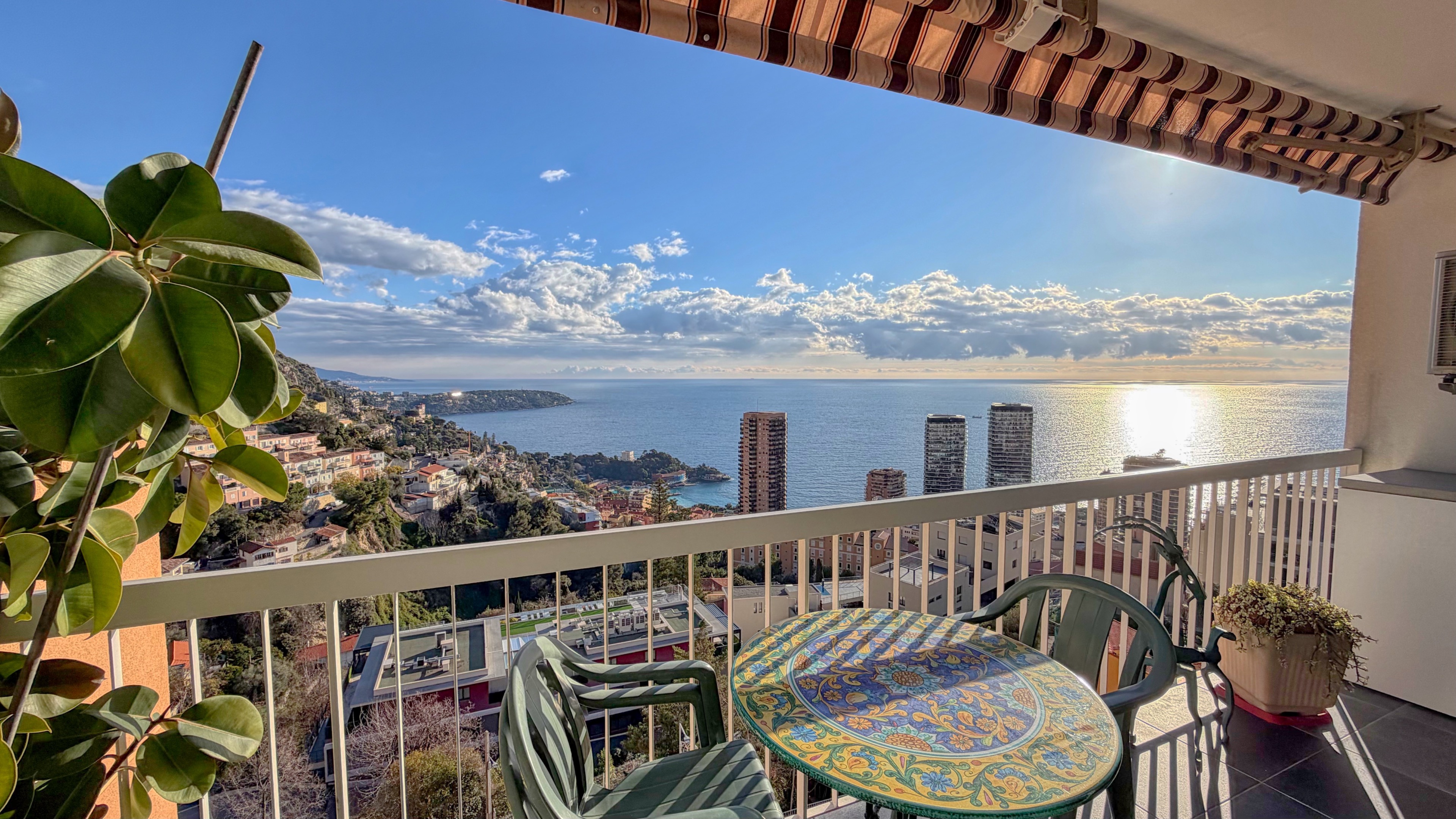 Beausoleil – Bel appartement 2 pièces avec vue mer et garage 2