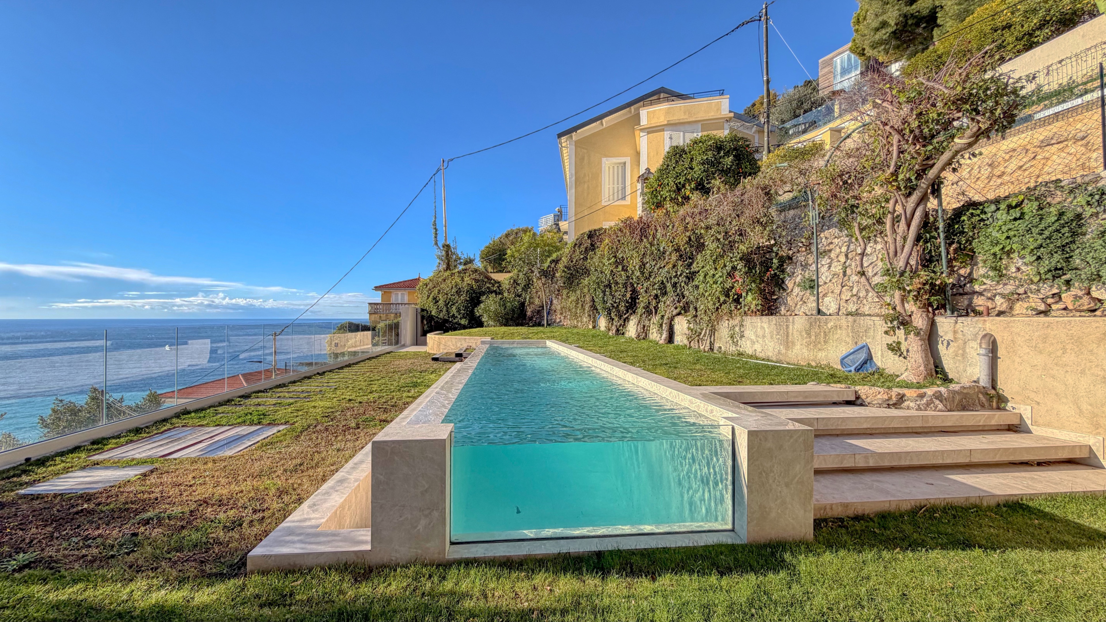 Là où le Ciel embrasse la Mer : Une Parenthèse Enchantée à Roquebrune-Cap-Martin 51