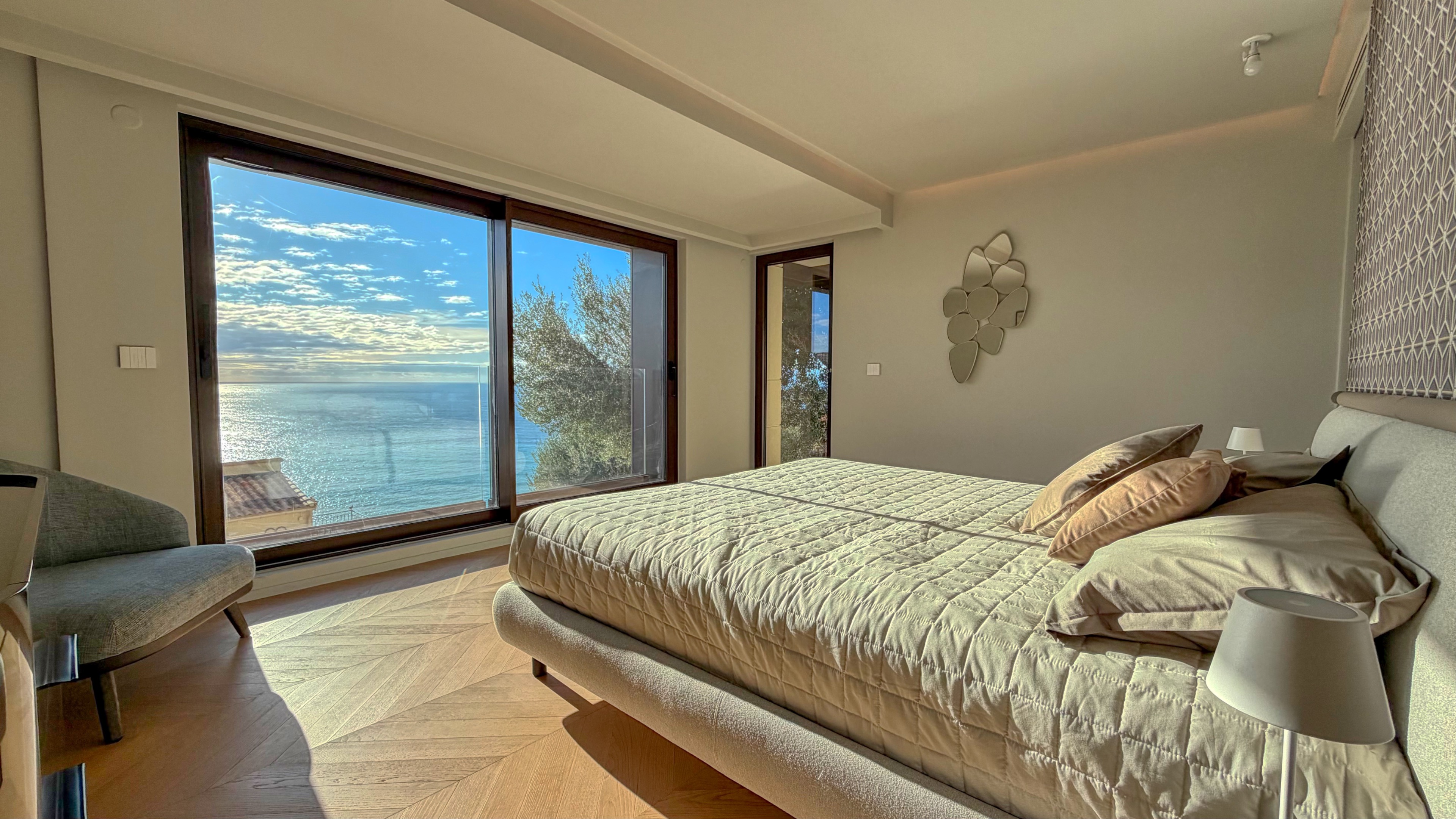 Là où le Ciel embrasse la Mer : Une Parenthèse Enchantée à Roquebrune-Cap-Martin 23