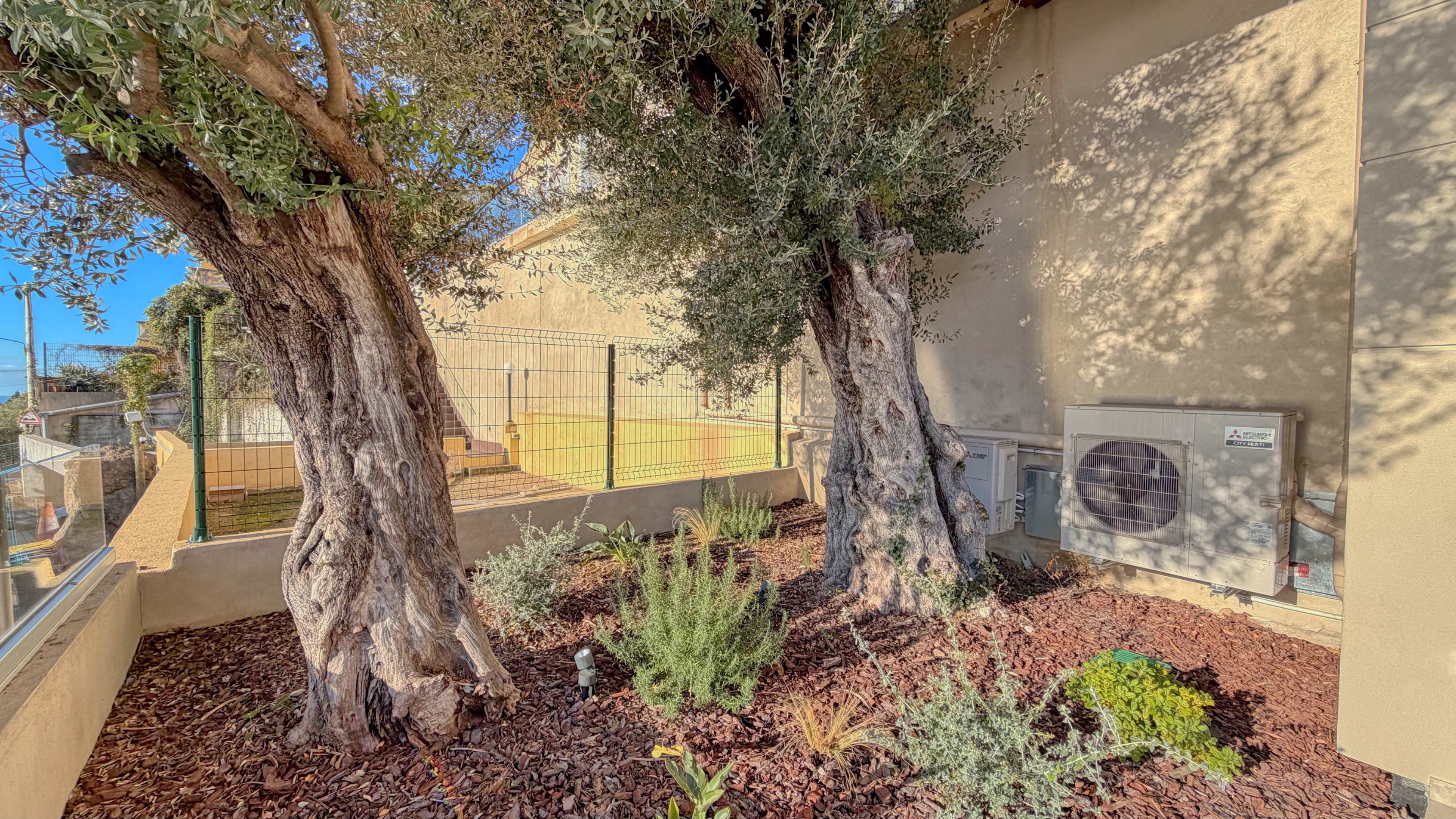 Là où le Ciel embrasse la Mer : Une Parenthèse Enchantée à Roquebrune-Cap-Martin 50