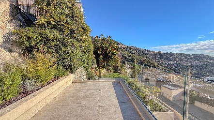Là où le Ciel embrasse la Mer : Une Parenthèse Enchantée à Roquebrune-Cap-Martin 11