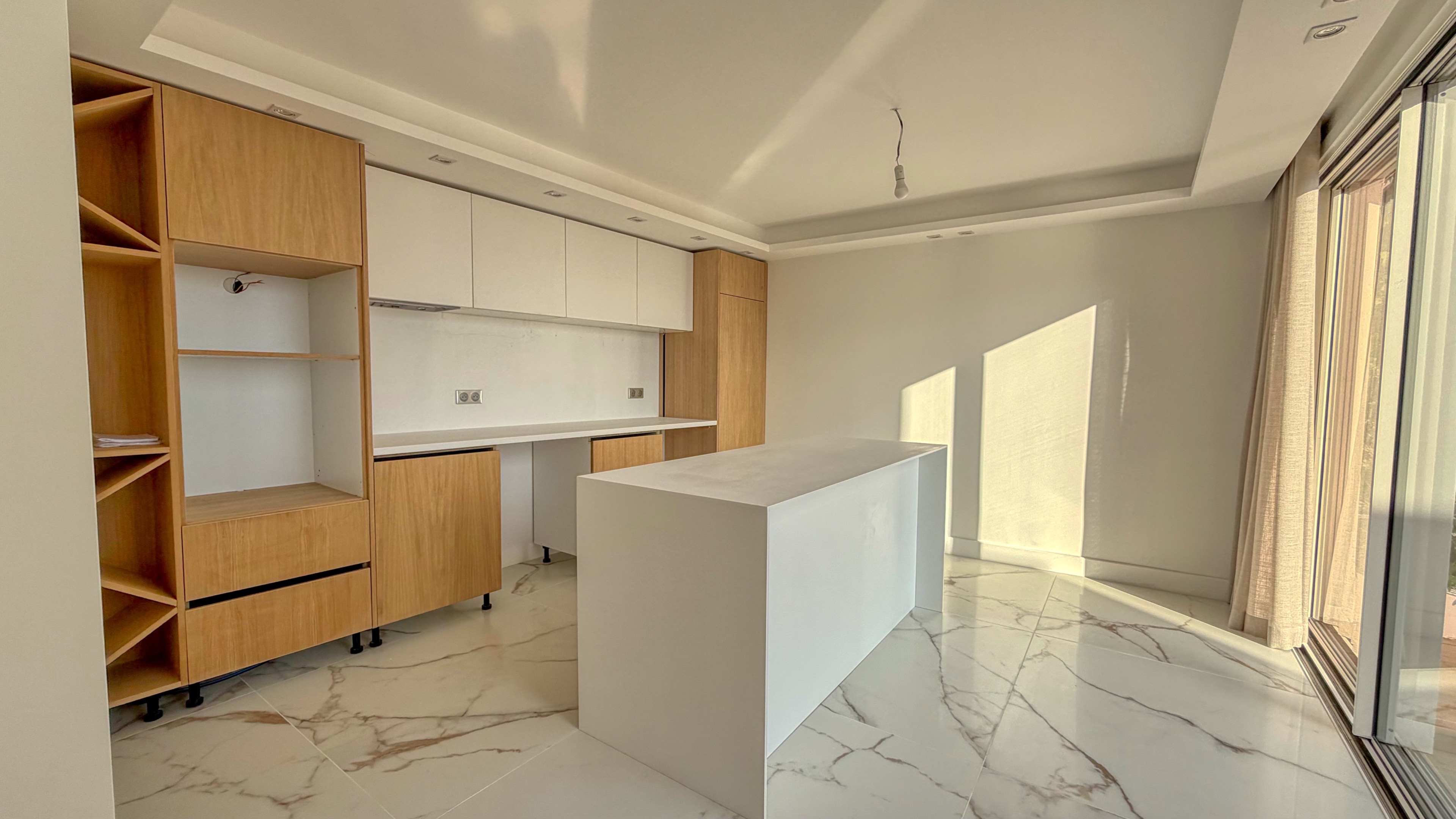 L’Art de Vivre en Bord de Mer: Sumptuous Garden Apartment facing Monaco 7