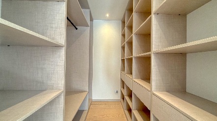 L’Art de Vivre en Bord de Mer: Sumptuous Garden Apartment facing Monaco 12