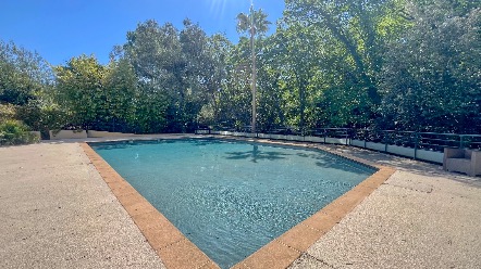 Grand studio rénové avec terrasse vue mer et montagne – Gorbio 8