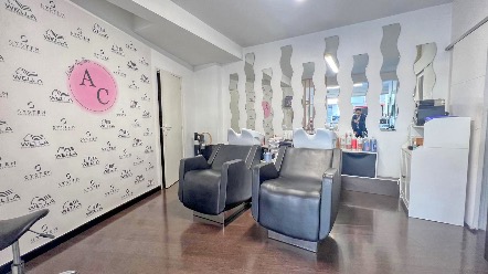 Local commercial 70 m² avec 3 vitrines – Carnolès, proche gare 6