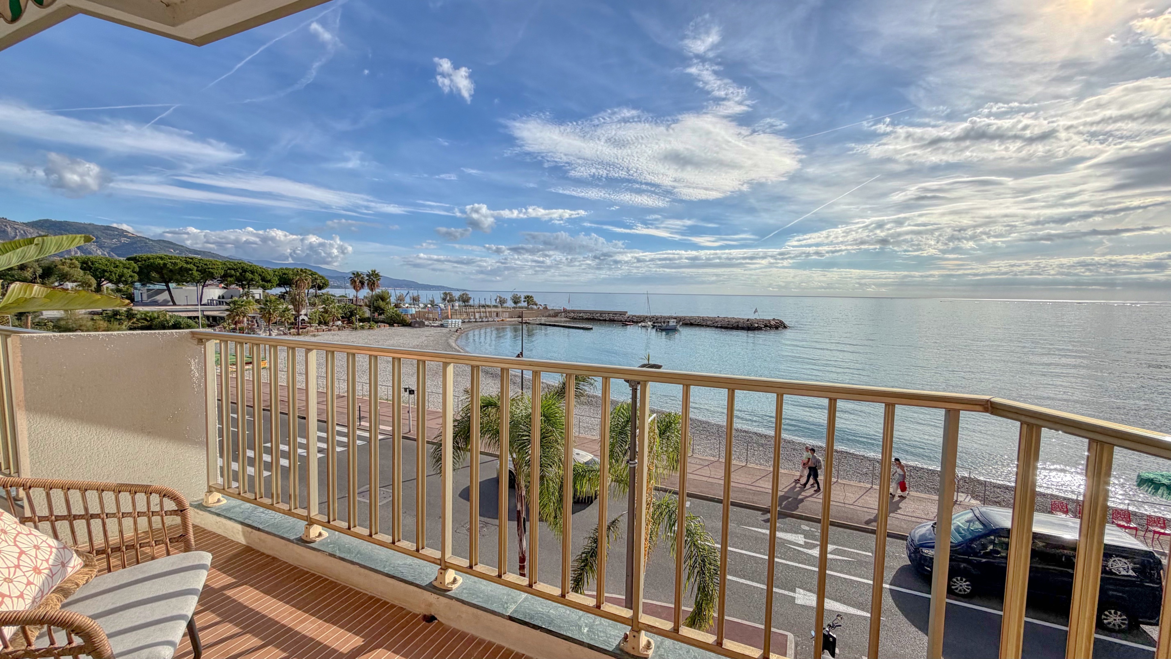 Appartement de Prestige 79 m² – Bord de Mer – Roquebrune-Cap-Martin 3