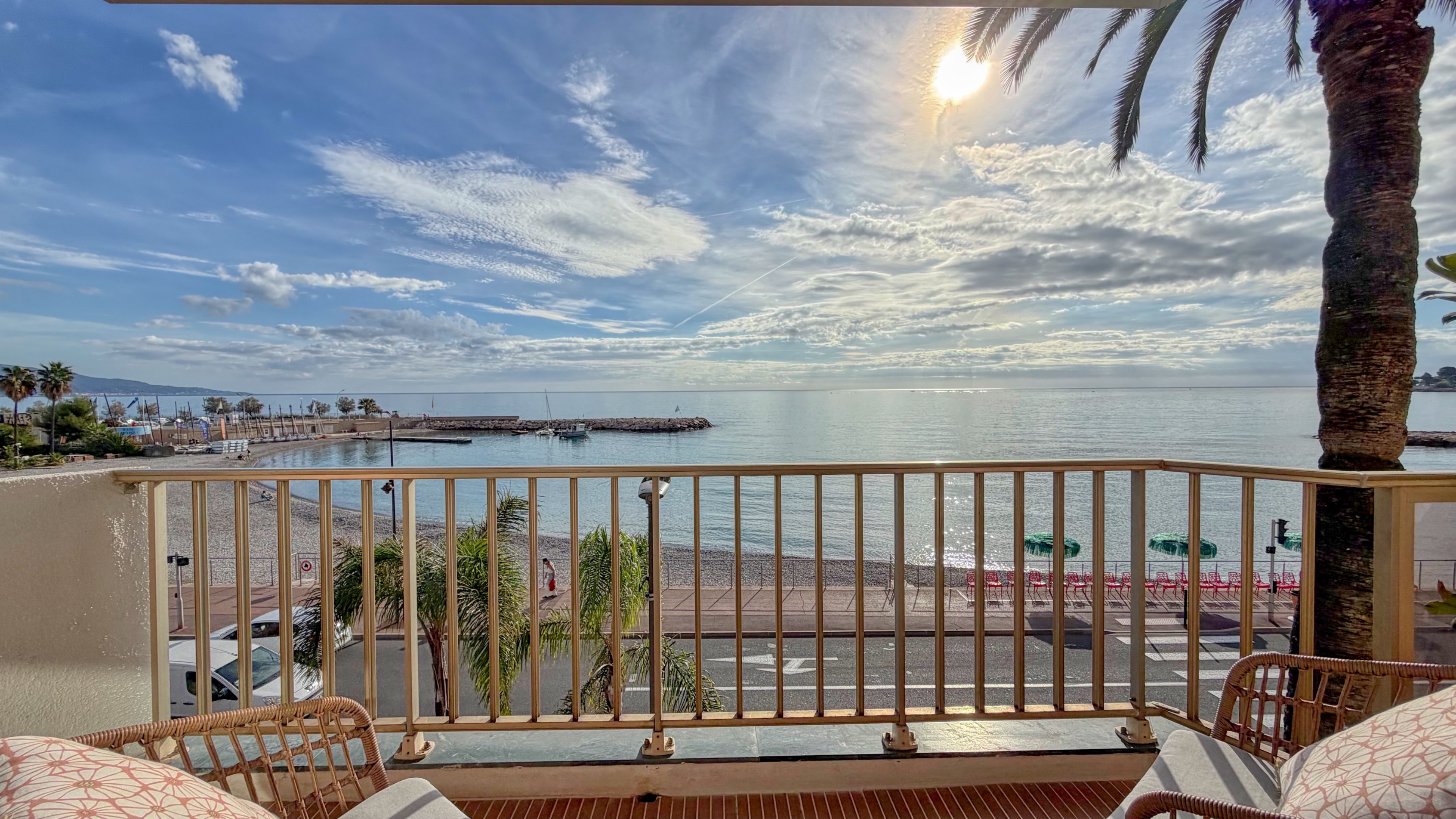 Appartement de Prestige 79 m² – Bord de Mer – Roquebrune-Cap-Martin 1