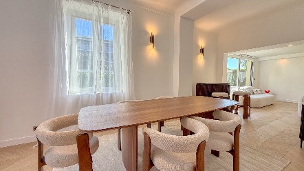 Une villa d'exception au Cap Martin — là où la Riviera révèle ses plus beaux secrets 17