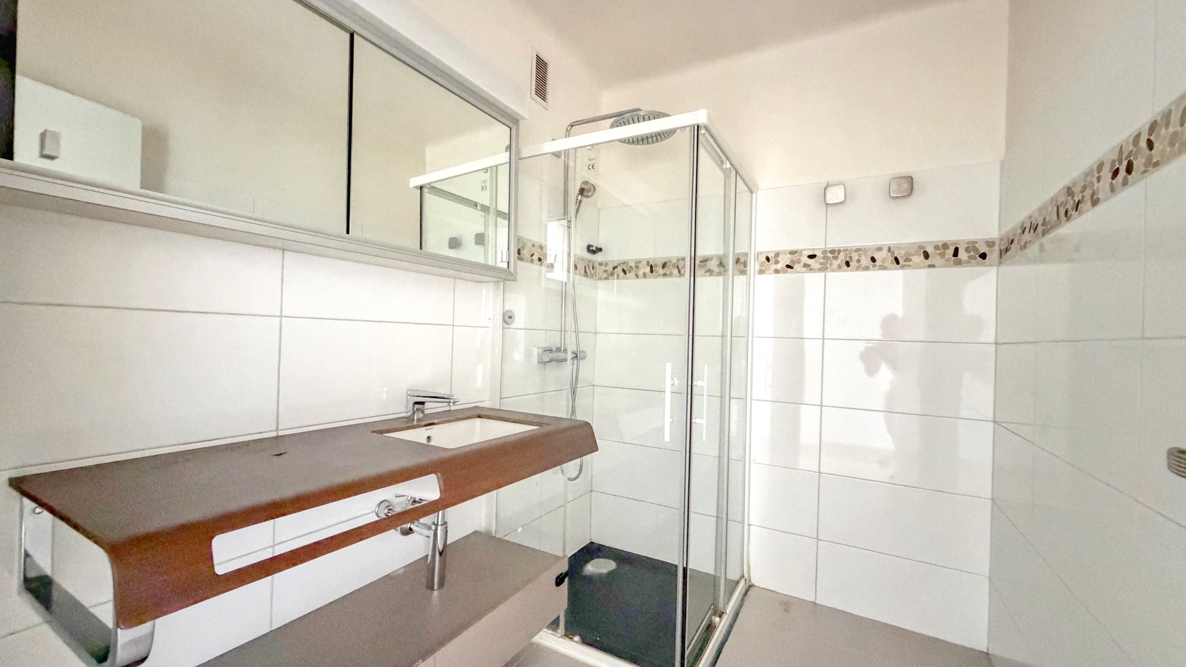 Magnifique Appartement de 3 Pièces avec Vue Mer Panoramique à Cap-d'Ail 8