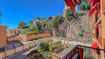 Villefranche – Magnifique 4 pièces entièrement rénové en 2024 1